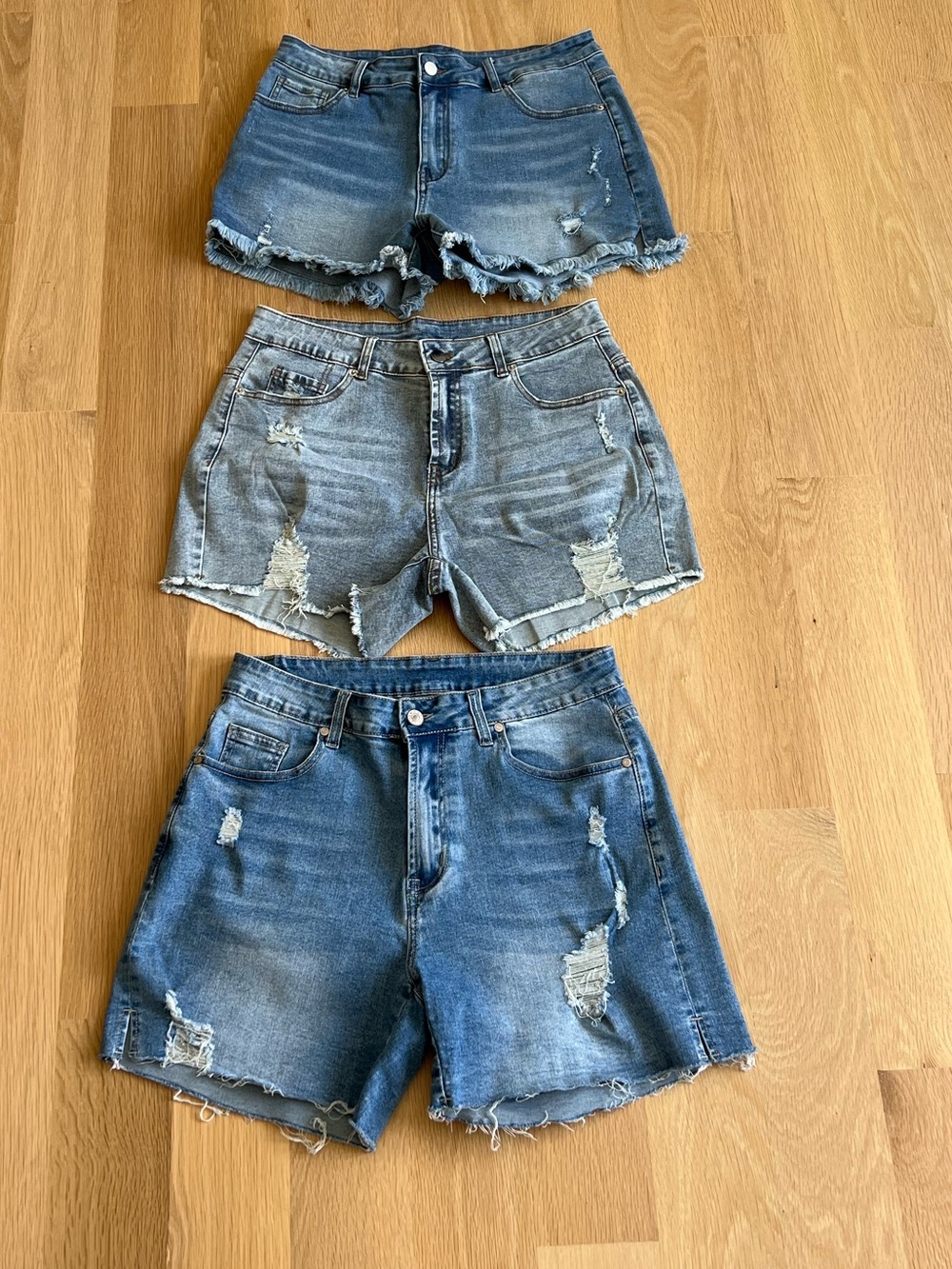 Bundle of Amazon Women's Distressed Denim Shorts Trio, Size Large